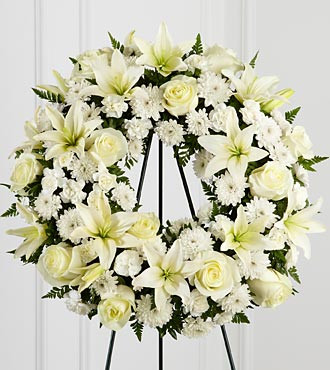 S3-4442 Treasured Tribute™ Wreath