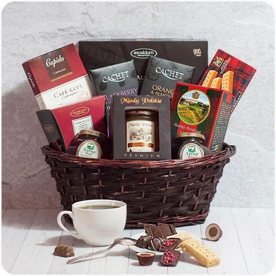 Poczta Kwiatowa® gifts: basket elegance