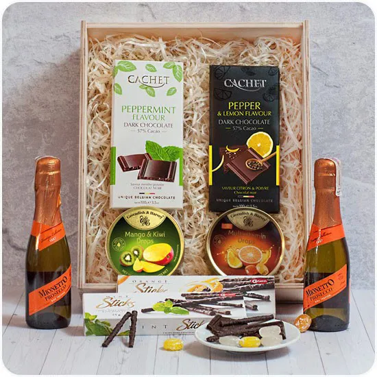 Orange and mint set with engraving, gift with prosecco, chocolates, drops, engraved box