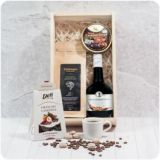 Gift set in wooden box Sweet Morning with coffee beans Delimaro, nuts dipped in chocolate, coffee & caramel flavored candies with coffee liqueur 