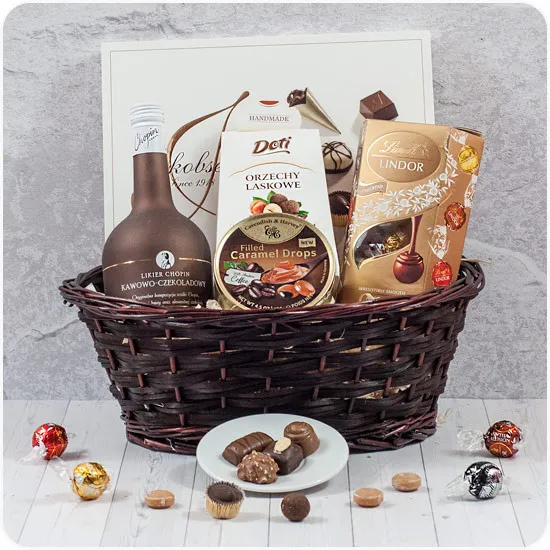 Velvet set - chocolates and liqueur in original gift