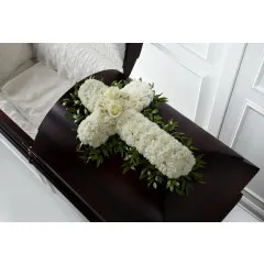 Peaceful Memories Casket Spray - Trynidad i Tobago