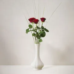 Bukiet 3 czerwonych róż - Szwecja