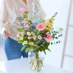 Dreamy Summer Vase. - United Kingdom