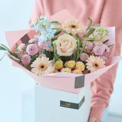 Summer Dawn Bouquet - United Kingdom