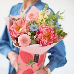 Summer Peony Gift Box - United Kingdom