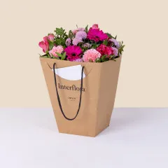 Pink powdery softness and flower bag - Douceur poudree - France