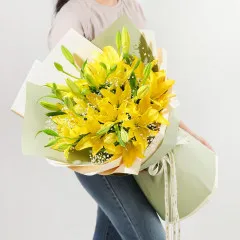 Sunshine Glow Asiatic Lily Bouquet - India