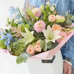 Sumptuous Pastel Bouquet - Gibraltar