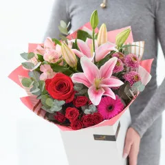 Valentine's Mixed Bouquet - United Kingdom