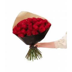 Red roses 40 242685 - Norway