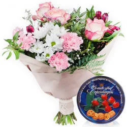 Pastel bouquet with cookies