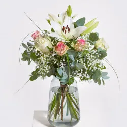 Delikatne kwiaty zadumy