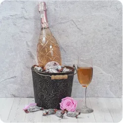 Elegant wine cooler with Prosecco