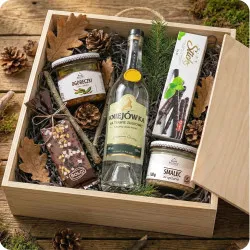  Skrzynka myśliwego z grawerem