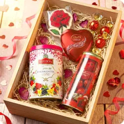 Love set with engraver