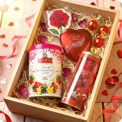 Love set with engraver