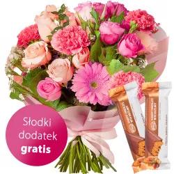 Bukiet Zachwyt ze słodkim dodatkiem