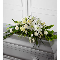 Biała wiązanka pogrzebowa