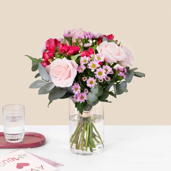 Melody - Sweet bouquet in pink tones
