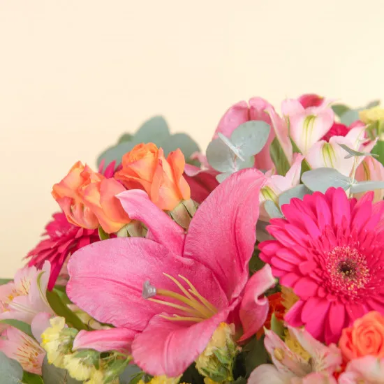 Floral connection - multicolored liliums bouquet